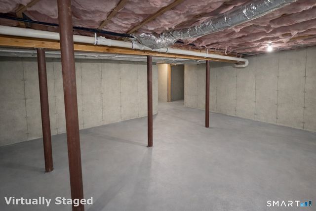 50 Lexington Gardens 50, North Haven, CT 06473