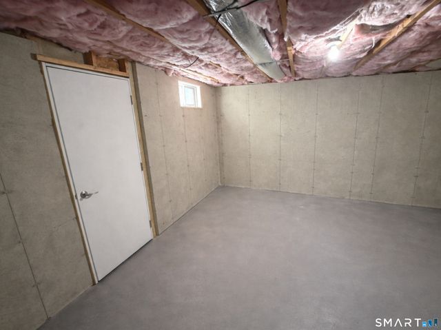 50 Lexington Gardens 50, North Haven, CT 06473