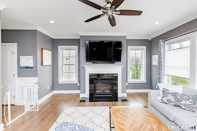 50 Lexington Gardens 50, North Haven, CT 06473