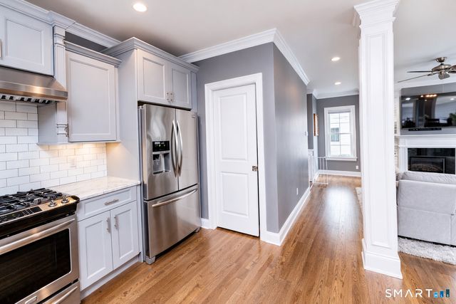 50 Lexington Gardens 50, North Haven, CT 06473