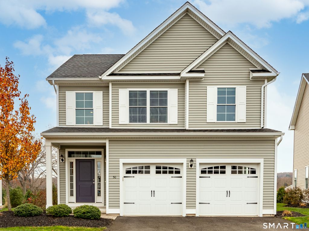 50 Lexington Gardens 50, North Haven, CT 06473