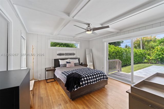 1433 NE 17th Way, Fort Lauderdale, FL 33304