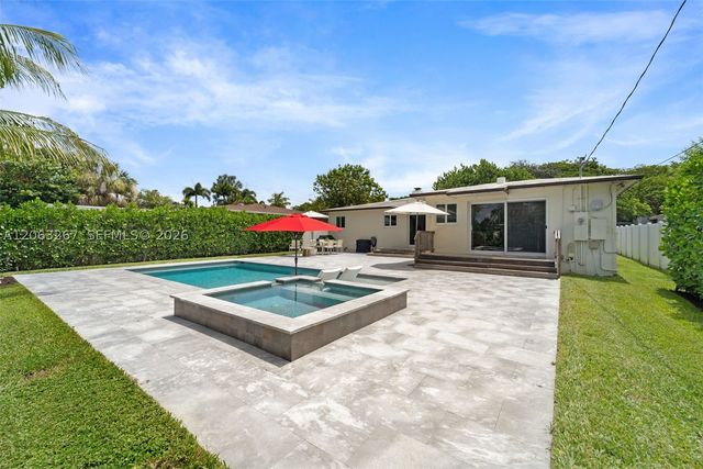 1433 NE 17th Way, Fort Lauderdale, FL 33304
