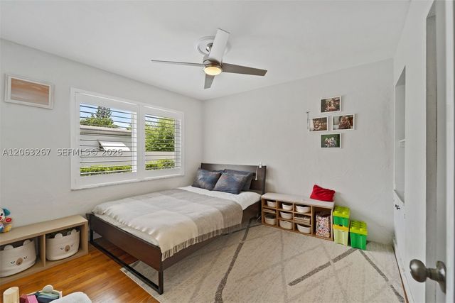1433 NE 17th Way, Fort Lauderdale, FL 33304