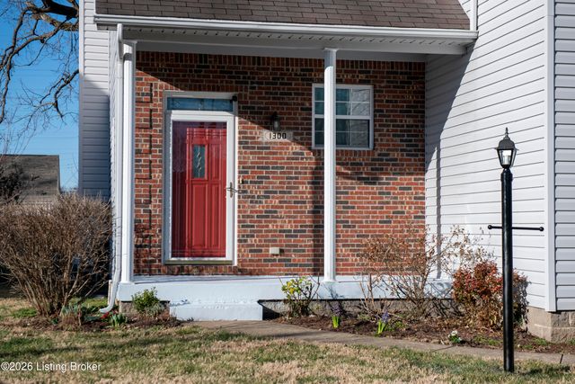 1300 Etawah Ave, Louisville, KY 40222