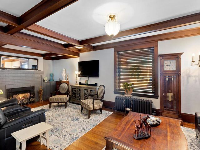 315 W Fountain Street, Albert Lea, MN 56007