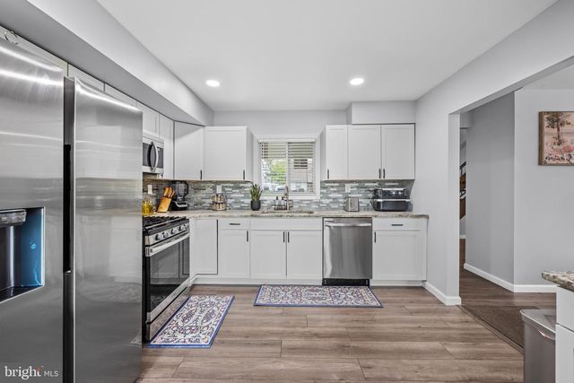 21 GRAMERCY LN, Willingboro, NJ 08046