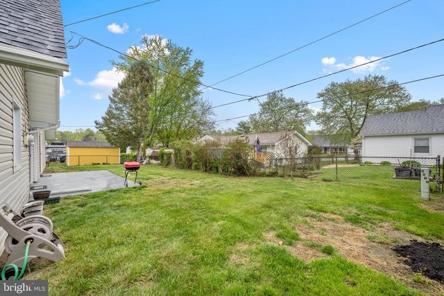 21 GRAMERCY LN, Willingboro, NJ 08046