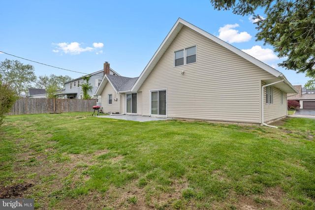 21 GRAMERCY LN, Willingboro, NJ 08046