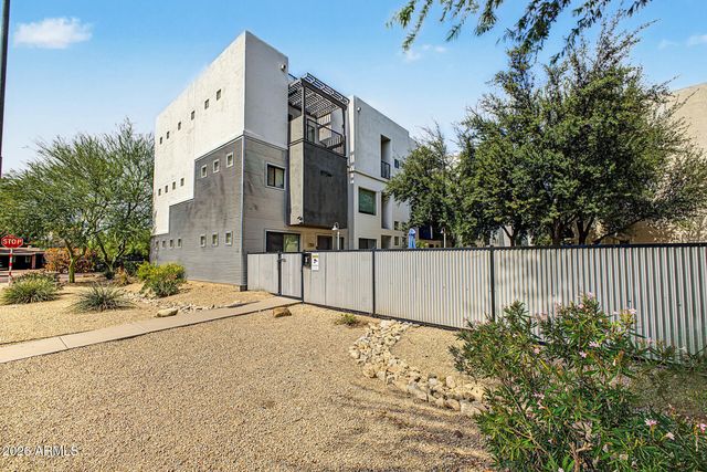 7821 N 21ST Avenue, Phoenix, AZ 85021
