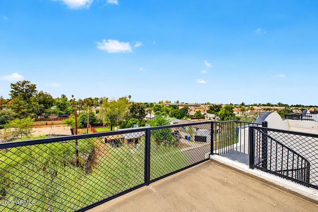 7821 N 21ST Avenue, Phoenix, AZ 85021