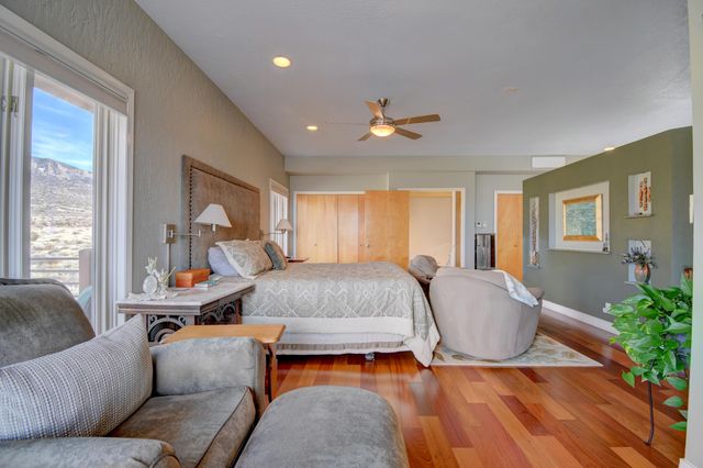 1808 Archuleta Drive NE, Albuquerque, NM 87112