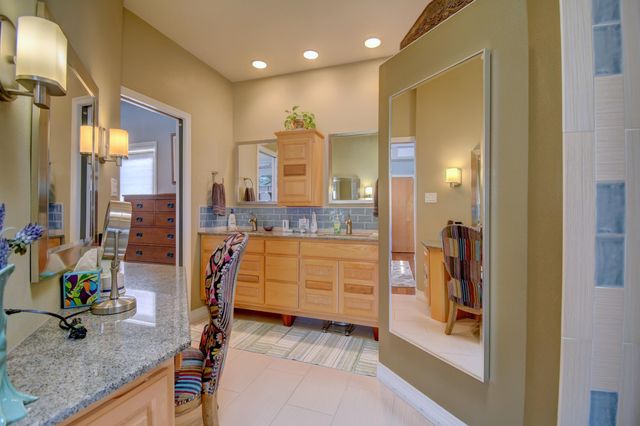 1808 Archuleta Drive NE, Albuquerque, NM 87112