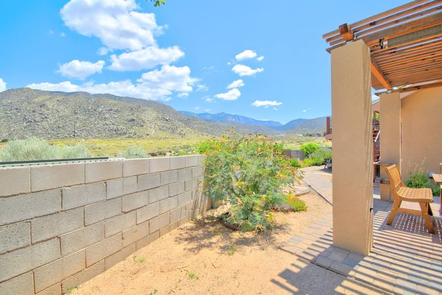 1808 Archuleta Drive NE, Albuquerque, NM 87112