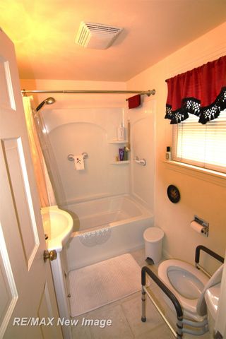 2217 Mershon Street, Saginaw, MI 48602