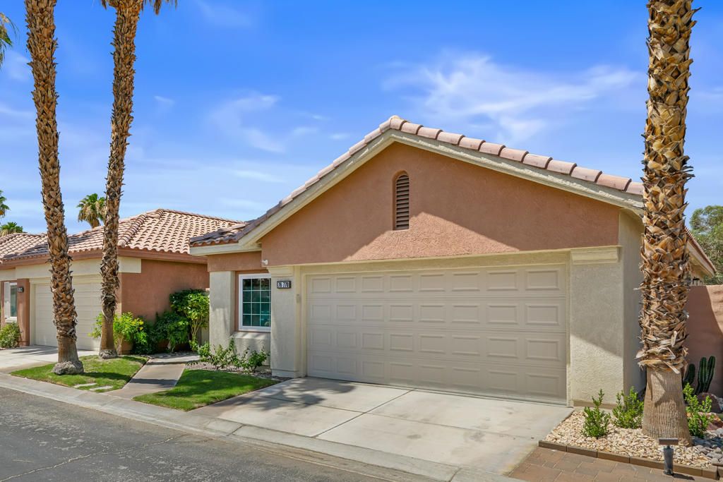 Image 2 of property listing at 76770 Minaret Way, Palm Desert, CA 92211