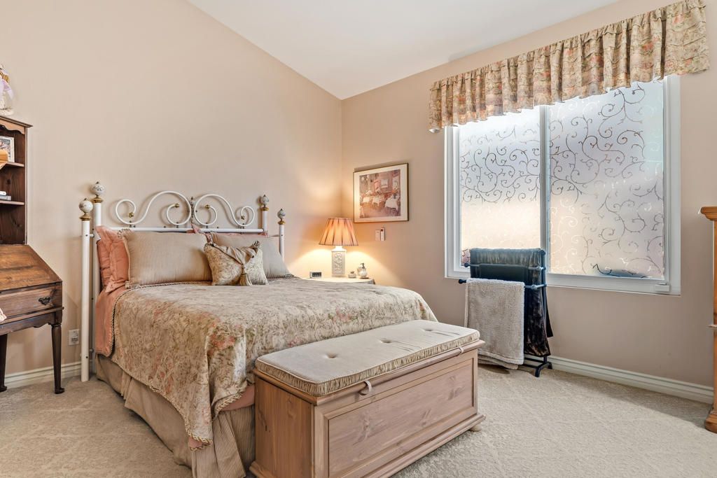 Image 25 of property listing at 76770 Minaret Way, Palm Desert, CA 92211