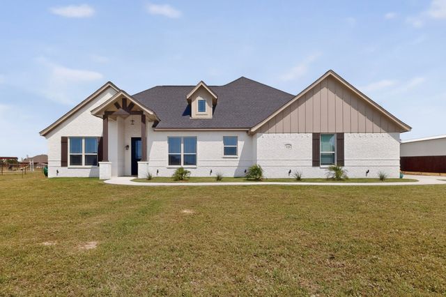 125 Remington Park Drive, Springtown, TX 76082