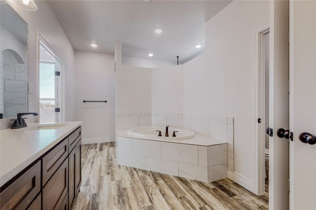 125 Remington Park Drive, Springtown, TX 76082