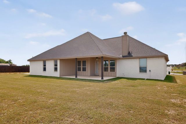 125 Remington Park Drive, Springtown, TX 76082