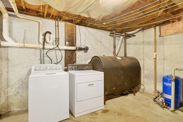 32 Sarah Ln, Belchertown, MA 01007