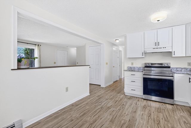 32 Sarah Ln, Belchertown, MA 01007