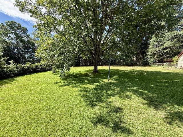 2309 Kristie Lea Dr, Dothan, AL 36303
