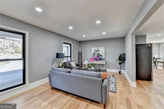 1900 Mornington Lane, Snellville, GA 30078