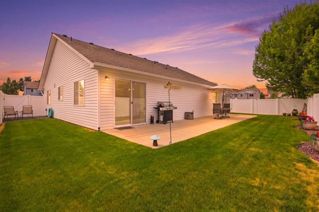 18113 E Michielli Ave, Spokane Valley, WA 99016