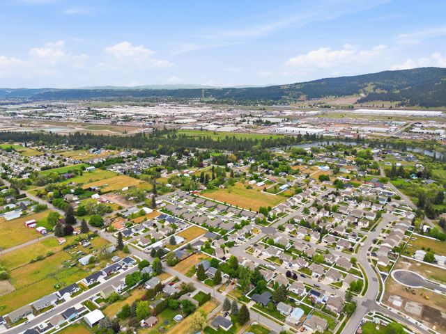 18113 E Michielli Ave, Spokane Valley, WA 99016
