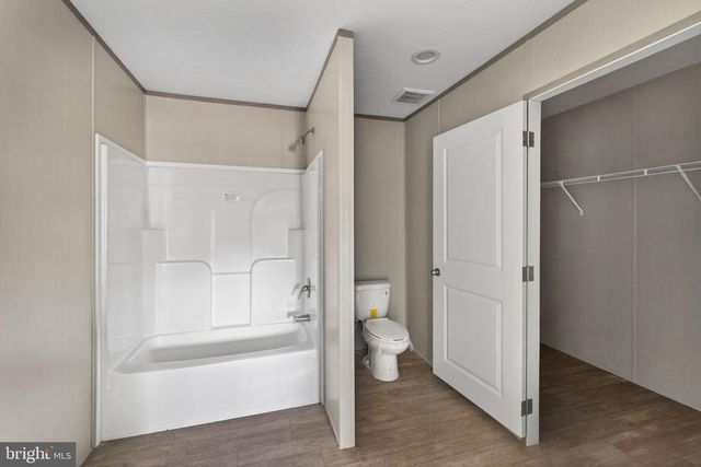 302 RACCOON LN, Louisa, VA 23093