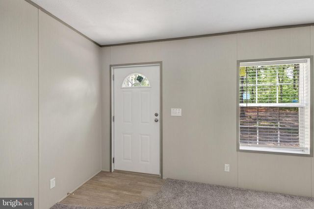 302 RACCOON LN, Louisa, VA 23093