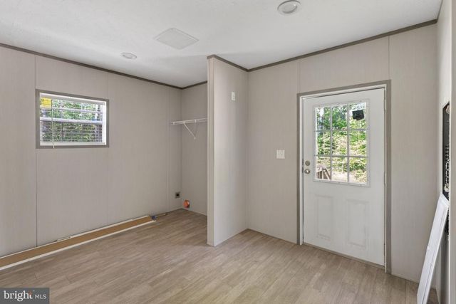 302 RACCOON LN, Louisa, VA 23093