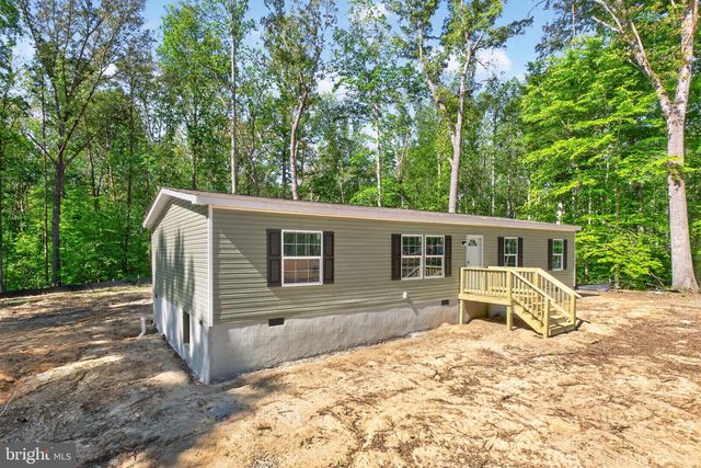 302 RACCOON LN, Louisa, VA 23093