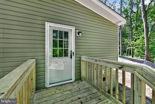 302 RACCOON LN, Louisa, VA 23093