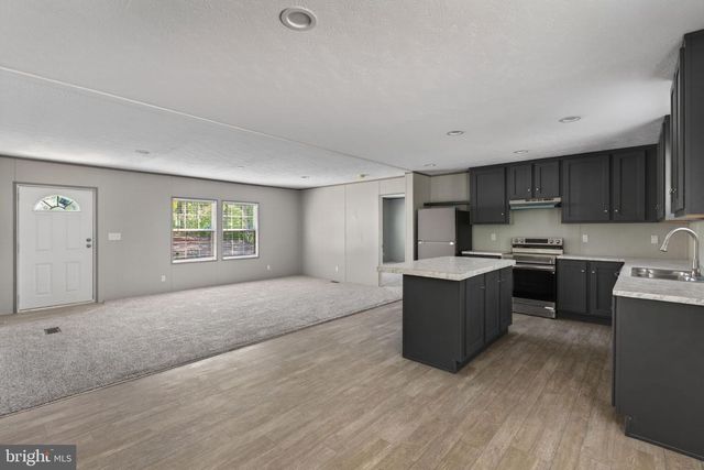 302 RACCOON LN, Louisa, VA 23093