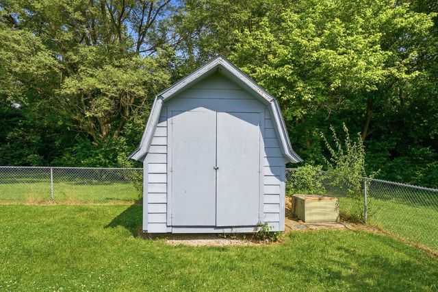 7995 Wescott Avenue, Fairborn, OH 45324