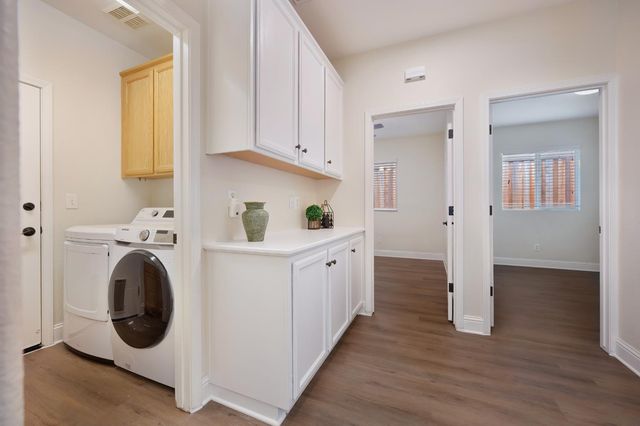 6530 Mystery Mountain Way, Rocklin, CA 95765