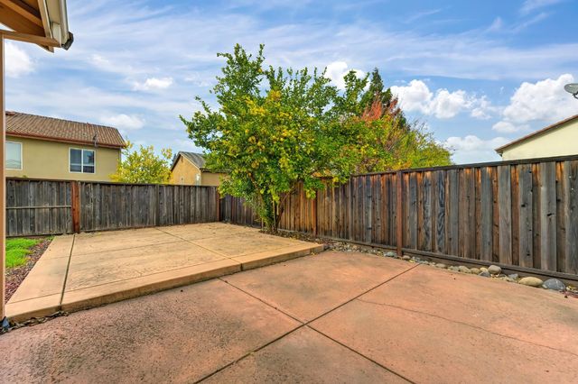 6530 Mystery Mountain Way, Rocklin, CA 95765