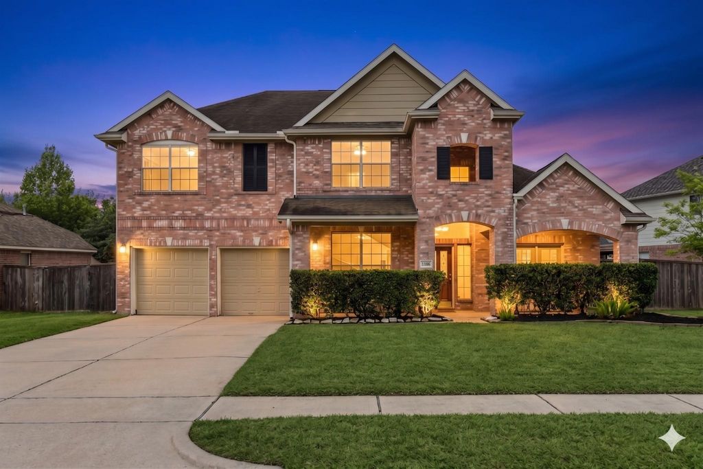 1330 Summer Terrace Drive, Sugar Land, TX 77479