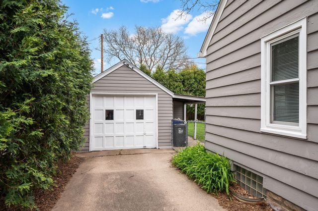 1178 Idaho Avenue W, Saint Paul, MN 55108