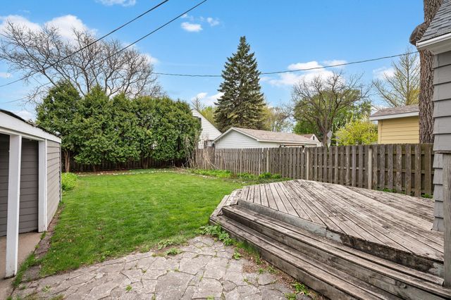 1178 Idaho Avenue W, Saint Paul, MN 55108