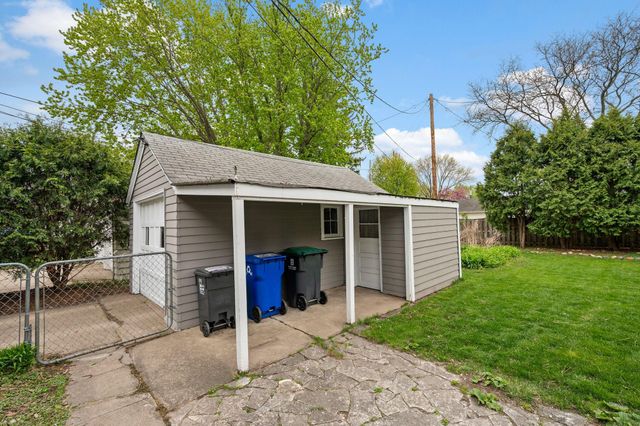 1178 Idaho Avenue W, Saint Paul, MN 55108