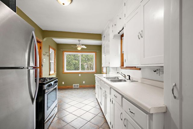 1178 Idaho Avenue W, Saint Paul, MN 55108