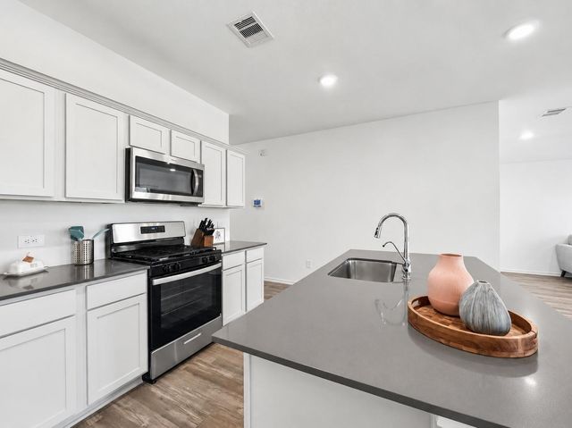 11936 Summer Oak Trail, Willis, TX 77318