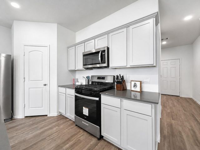 11936 Summer Oak Trail, Willis, TX 77318