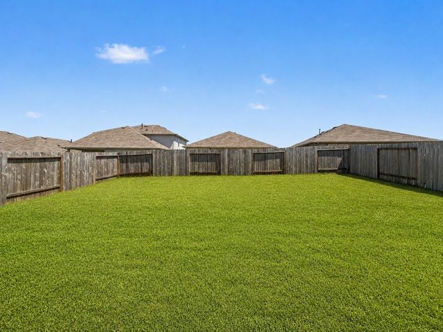 11936 Summer Oak Trail, Willis, TX 77318