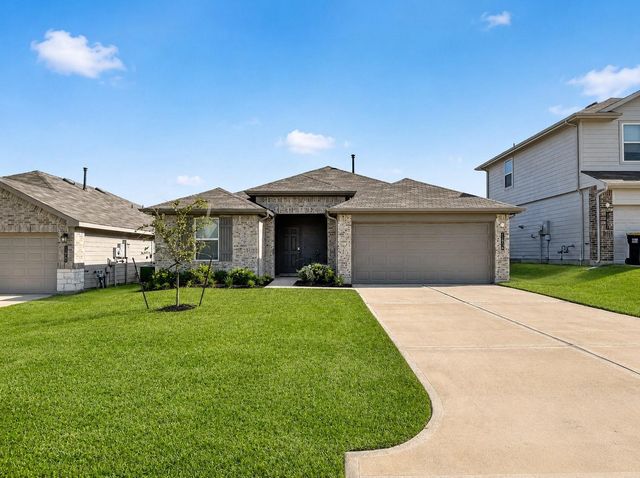 11936 Summer Oak Trail, Willis, TX 77318