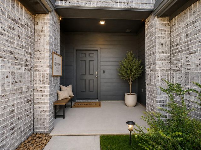 11936 Summer Oak Trail, Willis, TX 77318