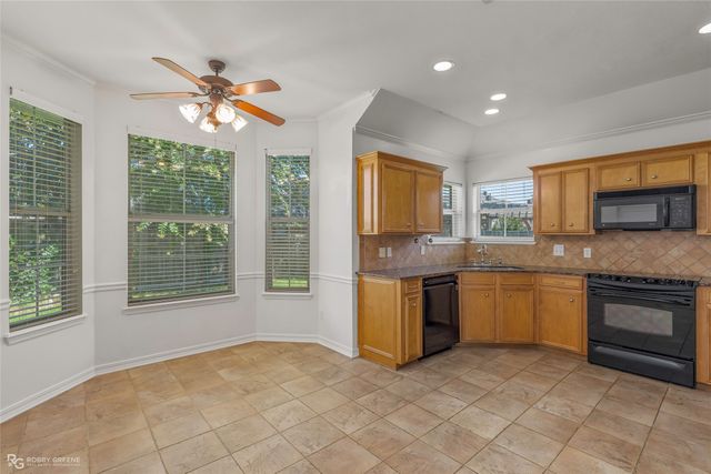 407 Springfield Place, Bossier City, LA 71112